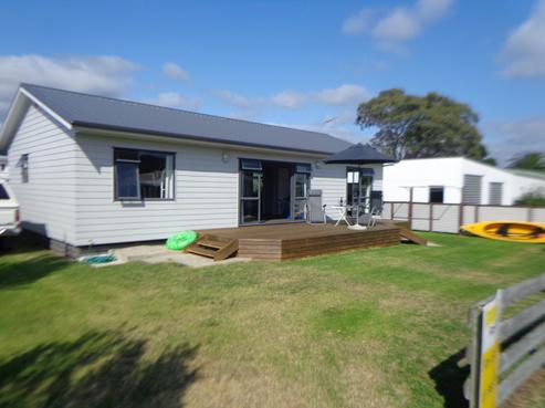 111B Hetherington Road, Whangamata