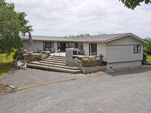 33 Boyd Road, Clarks Beach