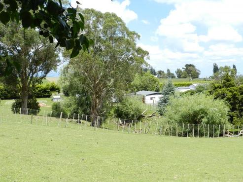 821 Reid Line East, Bunnythorpe