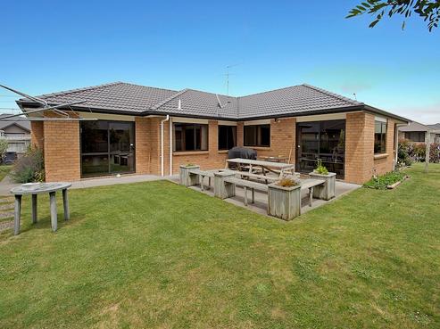 25 Breaker Grove, Waiuku