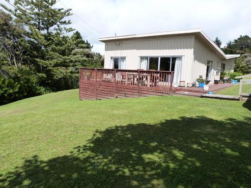 239 Duck Creek Road, Stillwater