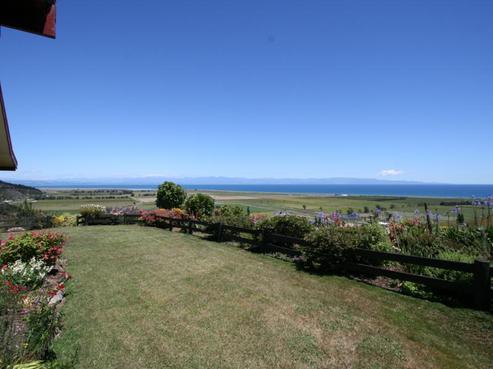 52 Glen Road, Glenduan