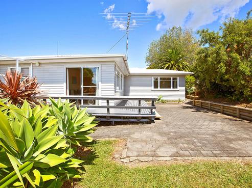 52 Willjames Avenue, Algies Bay