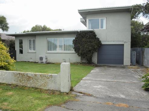 101 Queens Drive, Richmond