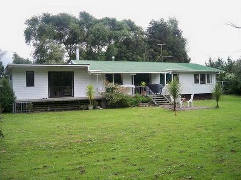 501A Waiuku Road, Puni