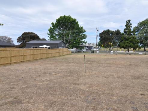215 Port Road, Whangamata