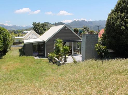 132 Ocean Beach Road, Tairua