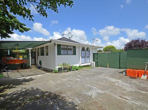 1/16 Tacoma Drive, Totara Park