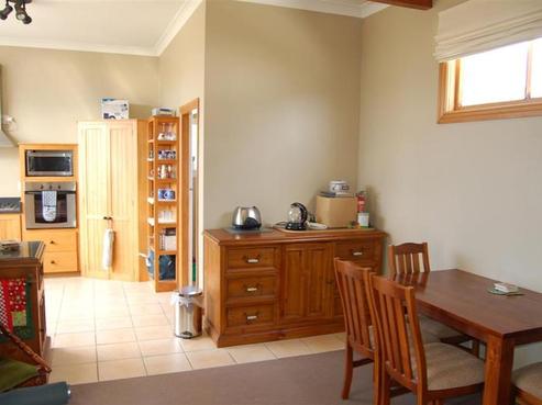 38 Mitchell Avenue, Maryhill