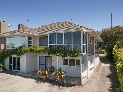 4297 Great North Road, Glendene