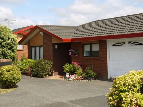 22/151 Kitchener Road, Pukekohe