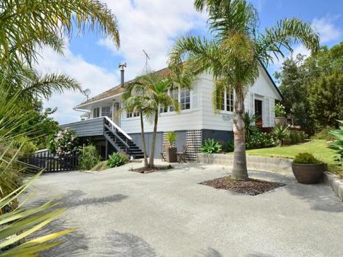 21 Dobell Road, Stanmore Bay
