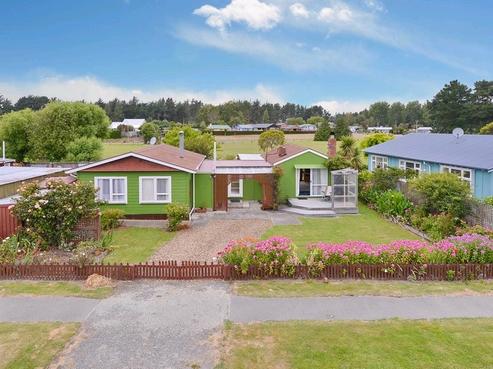 80 Park Terrace, Waikuku Beach