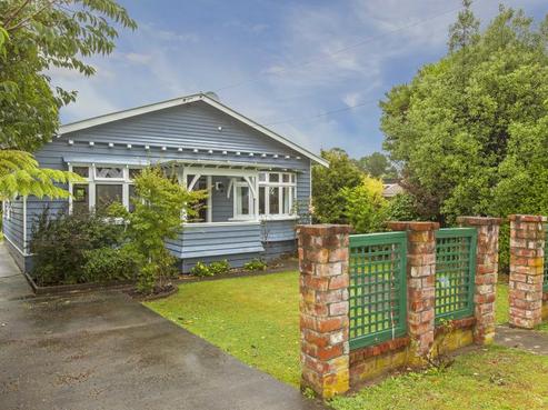 44 Owen Street, Belmont