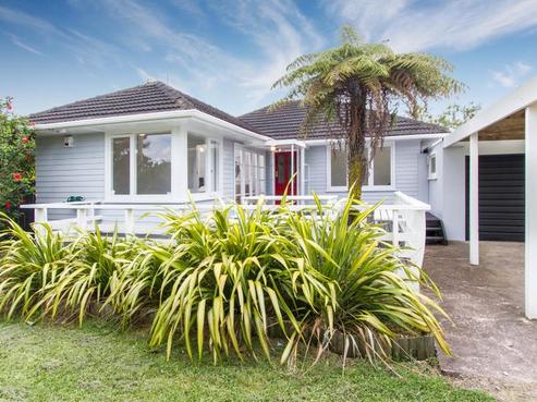63 Cobham Crescent, Kelston