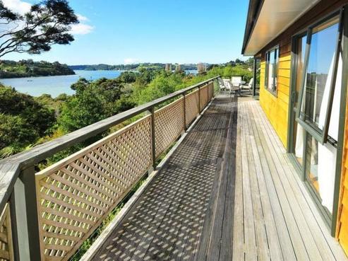 35 Beach Street, Sandspit
