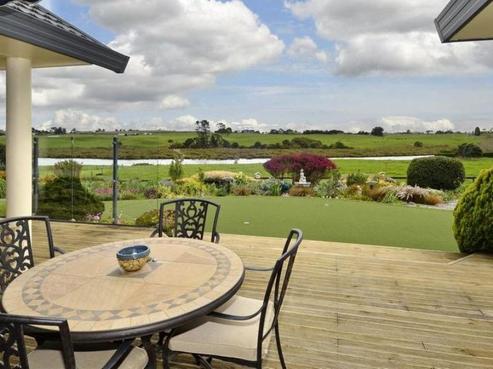 211 Whangapouri Road, Karaka