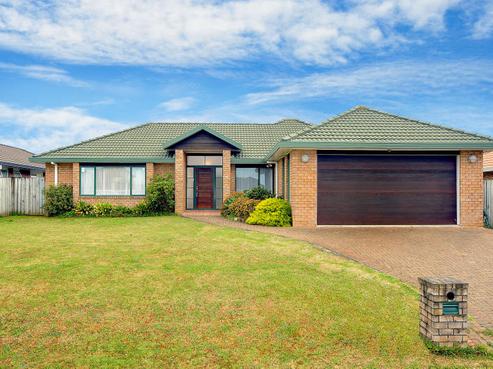 120 Golfland Drive, Golflands