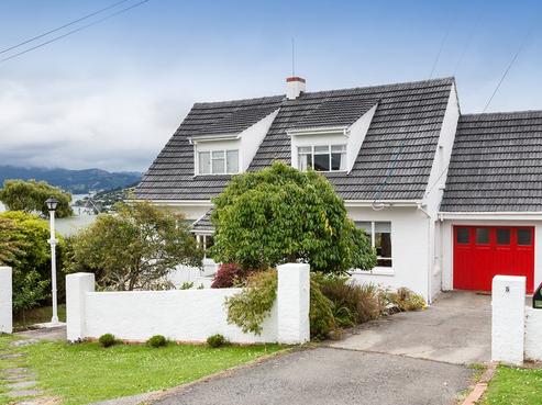 5 Featherston Street, Macandrew Bay