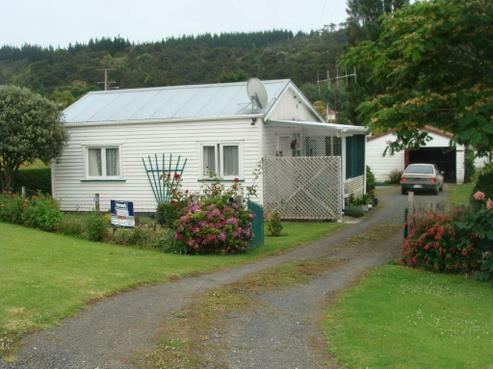 392 Waiwera Street, Kawhia