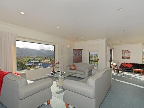 7 Mccarthy Grove, Clouston Park