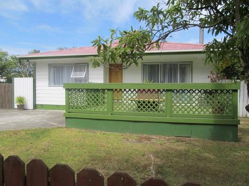 3 Stoll Place, Clendon Park
