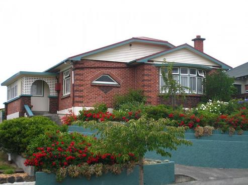 54 Preston Street, West End