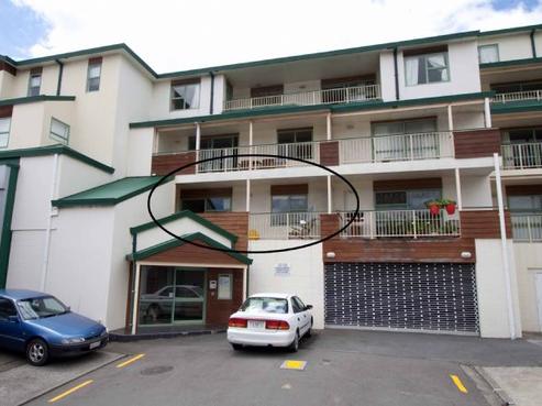 11/8 Girton Terrace, Mount Cook