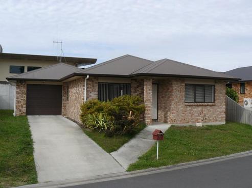 11 Limerick Lane, Huntington