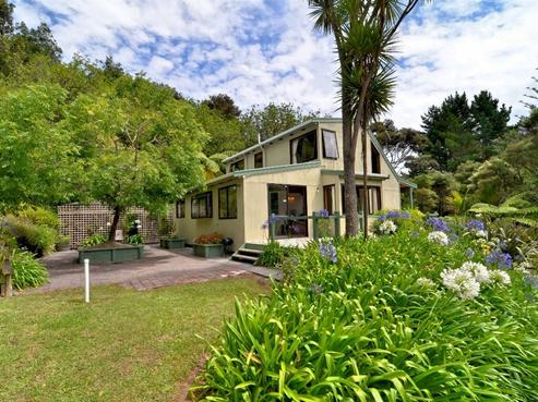 321 Muriwai Road, Waimauku