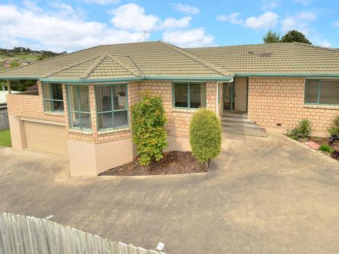 10 Rivervale Grove, Stanmore Bay