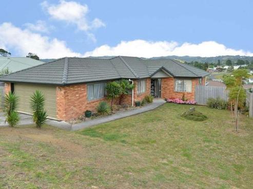 4 Eileen Stephens Place, Tikipunga