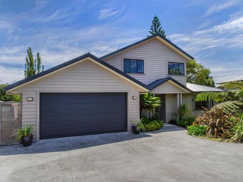 99A Beach Road, Pahurehure