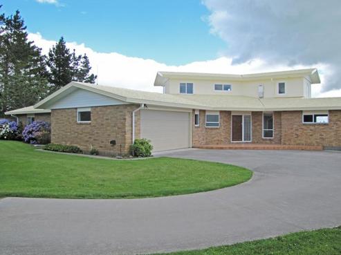 96 Flint Road, Stratford