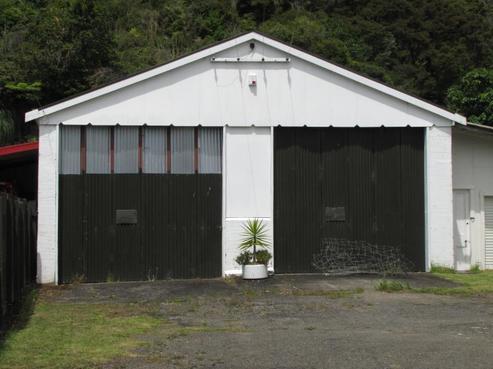 748 Thames Coast Road, Tapu