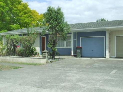 2/7 Te Aute Road, Havelock North