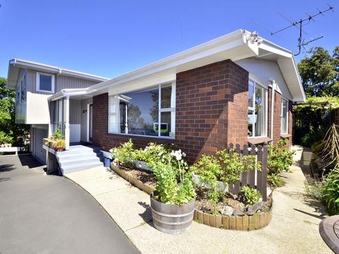 43 Preston Crescent, Belleknowes