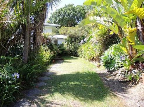 17 Laika Avenue, Ti Point