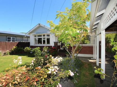 8 Ropata Crescent, Boulcott