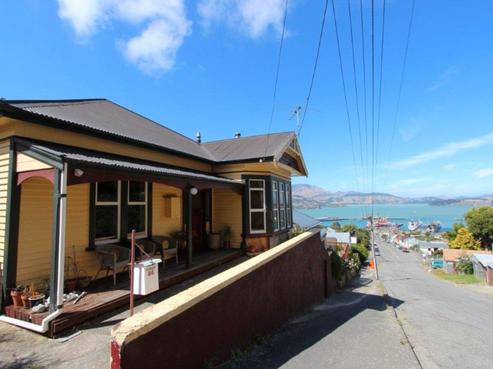 86 Oxford Street, Lyttelton