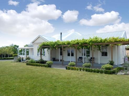 3773 State Highway 50, Maraekakaho