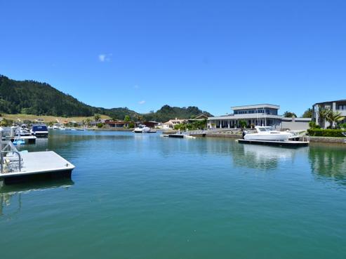 555 Waterways Parade, Pauanui