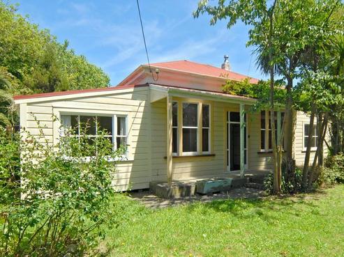 42 School Road, Te Horo