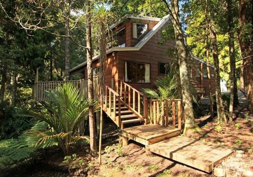 93 Wirihana Road, Titirangi