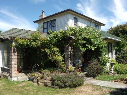 22 Charlcott Street, Burnside