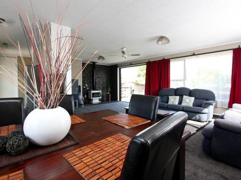 8 Currie Street, Greenmeadows