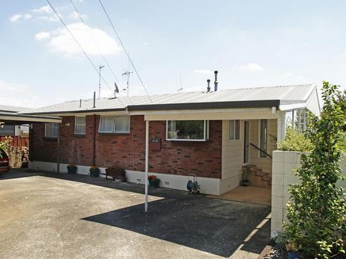 86 Houchens Road, Glenview
