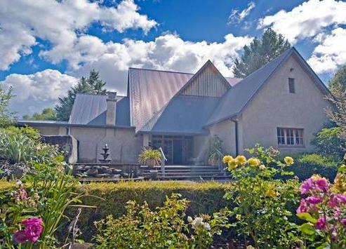 6 Foothills Road, Okuku