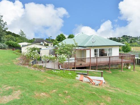 13 Pearce Drive, Kamo