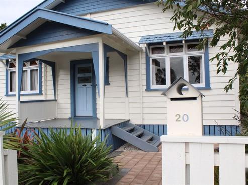 20 North Street, Woodhill